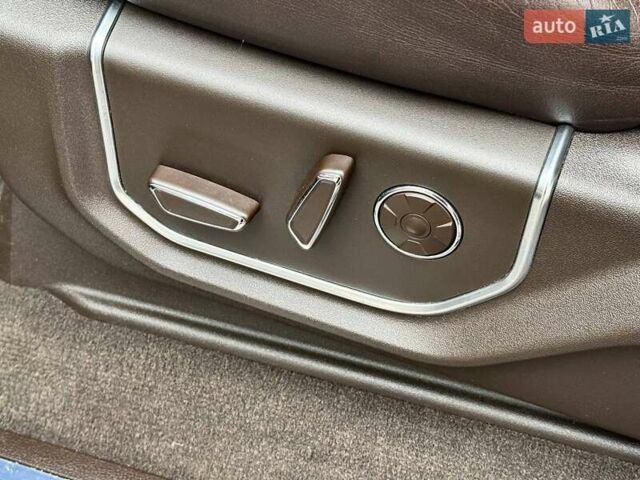 Форд Ф-150 2019 в Киеве на Automoto.ua Черный Форд Ф-150, объемом двигателя 3.5 л и пробегом 70 тыс. км за 61000 $, фото 55 на Automoto.ua