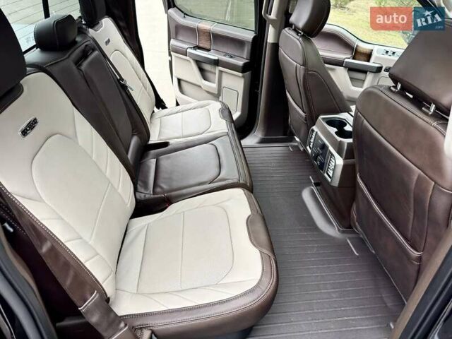 Форд Ф-150 2019 в Киеве на Automoto.ua Черный Форд Ф-150, объемом двигателя 3.5 л и пробегом 70 тыс. км за 61000 $, фото 88 на Automoto.ua