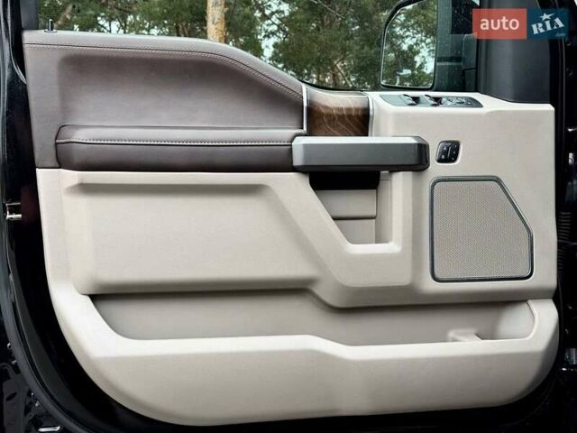 Форд Ф-150 2019 в Киеве на Automoto.ua Черный Форд Ф-150, объемом двигателя 3.5 л и пробегом 70 тыс. км за 61000 $, фото 43 на Automoto.ua