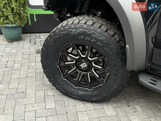 Форд Ф-150 2020 в Киеве на Automoto.ua Черный Форд Ф-150, объемом двигателя 3.49 л и пробегом 77 тыс. км за 63000 $, фото 58 на Automoto.ua