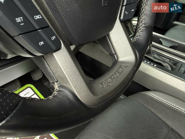 Форд Ф-150 2020 в Киеве на Automoto.ua Черный Форд Ф-150, объемом двигателя 3.49 л и пробегом 77 тыс. км за 63000 $, фото 36 на Automoto.ua