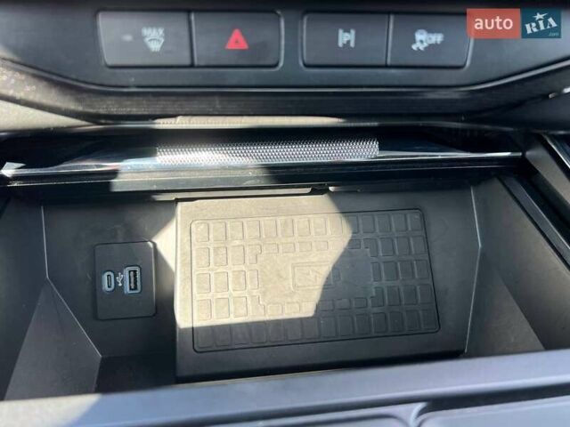 Форд Ф-150 2022 у Одесі на Automoto.ua Чорний Форд Ф-150, об'ємом двигуна 0 л та пробігом 13 тис. км за 57000 $, фото 64 на Automoto.ua