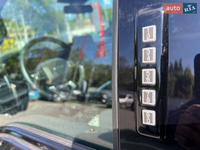 Форд Ф-150 2022 у Одесі на Automoto.ua Чорний Форд Ф-150, об'ємом двигуна 0 л та пробігом 13 тис. км за 57000 $, фото 39 на Automoto.ua