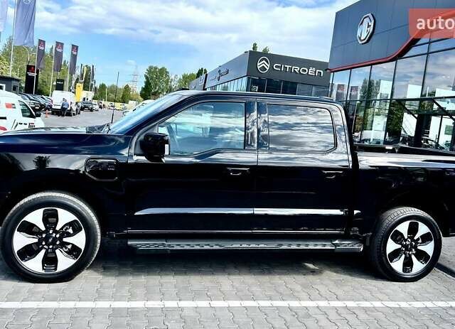 Форд Ф-150 2022 у Одесі на Automoto.ua Чорний Форд Ф-150, об'ємом двигуна 0 л та пробігом 13 тис. км за 57000 $, фото 7 на Automoto.ua