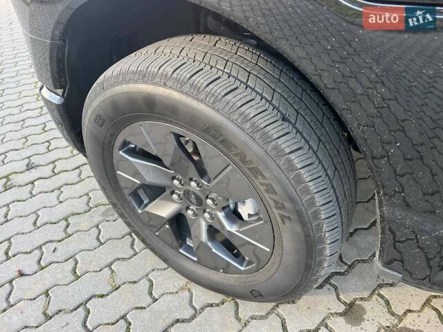 Черный Форд Ф-150, объемом двигателя 0 л и пробегом 12 тыс. км за 45500 $, фото 5 на Automoto.ua