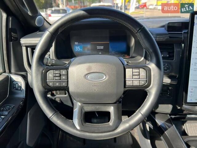 Форд Ф-150 2022 у Одесі на Automoto.ua Чорний Форд Ф-150, об'ємом двигуна 0 л та пробігом 13 тис. км за 57000 $, фото 51 на Automoto.ua