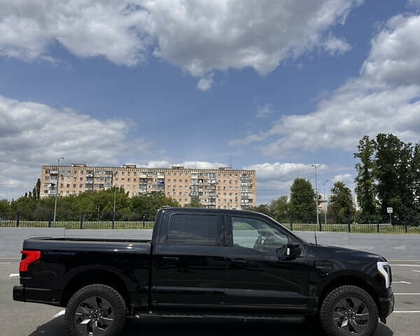 Форд Ф-150 2022 в Полтаве на Automoto.ua Черный Форд Ф-150, объемом двигателя 0 л и пробегом 22 тыс. км за 50000 $, фото 7 на Automoto.ua