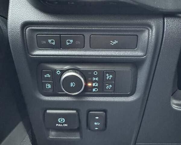 Черный Форд Ф-150, объемом двигателя 3.5 л и пробегом 35 тыс. км за 42000 $, фото 22 на Automoto.ua