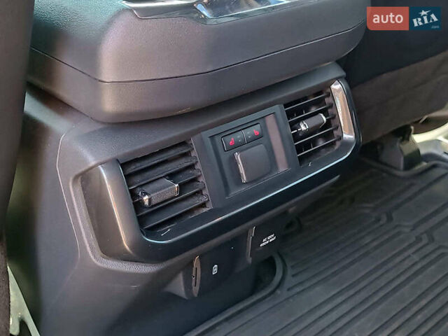 Форд Ф-150 2022 в Харькове на Automoto.ua Черный Форд Ф-150, объемом двигателя 2.7 л и пробегом 23 тыс. км за 54380 $, фото 20 на Automoto.ua