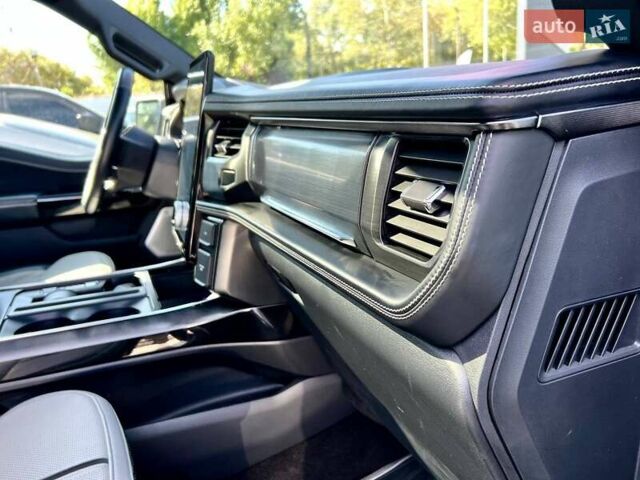 Форд Ф-150 2022 у Одесі на Automoto.ua Чорний Форд Ф-150, об'ємом двигуна 0 л та пробігом 13 тис. км за 57000 $, фото 68 на Automoto.ua