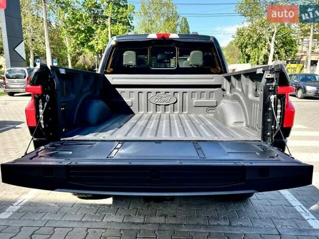 Форд Ф-150 2022 у Одесі на Automoto.ua Чорний Форд Ф-150, об'ємом двигуна 0 л та пробігом 13 тис. км за 57000 $, фото 28 на Automoto.ua