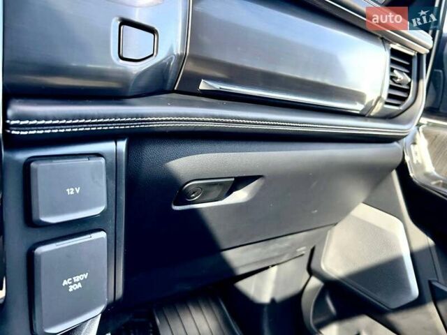 Форд Ф-150 2022 у Одесі на Automoto.ua Чорний Форд Ф-150, об'ємом двигуна 0 л та пробігом 13 тис. км за 57000 $, фото 58 на Automoto.ua