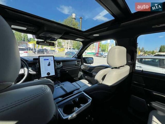 Форд Ф-150 2022 у Одесі на Automoto.ua Чорний Форд Ф-150, об'ємом двигуна 0 л та пробігом 13 тис. км за 57000 $, фото 83 на Automoto.ua