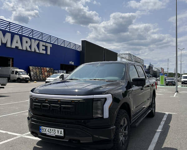 Форд Ф-150 2022 в Полтаве на Automoto.ua Черный Форд Ф-150, объемом двигателя 0 л и пробегом 22 тыс. км за 50000 $, фото 2 на Automoto.ua