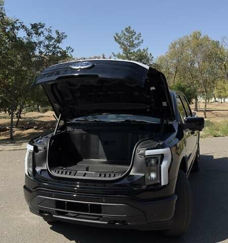 Чорний Форд Ф-150, об'ємом двигуна 0 л та пробігом 53 тис. км за 70000 $, фото 8 на Automoto.ua