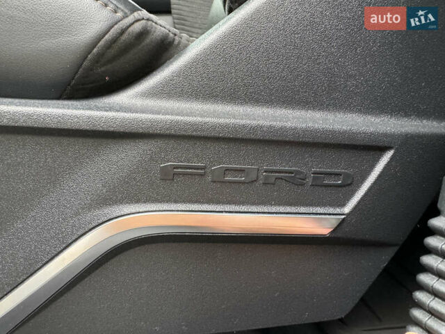 Форд Ф-150 2023 в Киеве на Automoto.ua Черный Форд Ф-150, объемом двигателя 3.5 л и пробегом 25 тыс. км за 95999 $, фото 80 на Automoto.ua