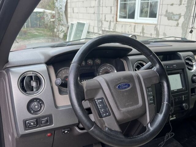 Красный Форд Ф-150, объемом двигателя 5.4 л и пробегом 97 тыс. км за 18000 $, фото 7 на Automoto.ua