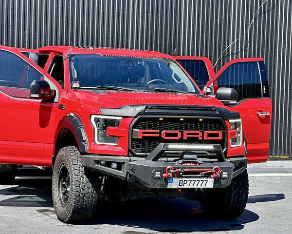 Красный Форд Ф-150, объемом двигателя 5 л и пробегом 220 тыс. км за 35500 $, фото 4 на Automoto.ua