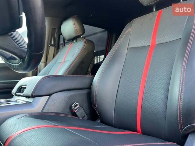 Красный Форд Ф-150, объемом двигателя 3.5 л и пробегом 154 тыс. км за 31200 $, фото 13 на Automoto.ua