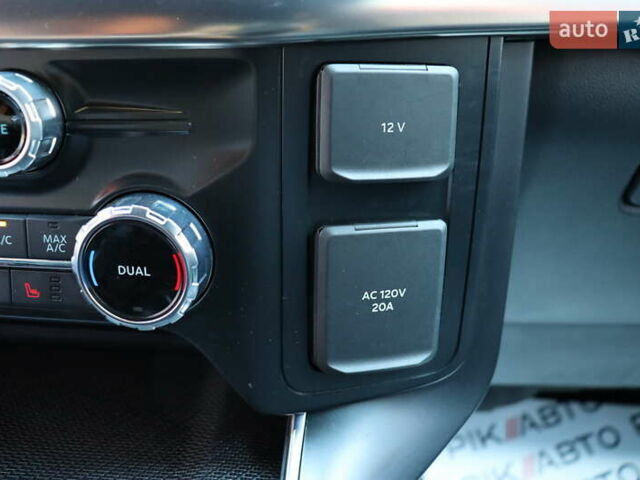 Красный Форд Ф-150, объемом двигателя 3.5 л и пробегом 70 тыс. км за 89900 $, фото 31 на Automoto.ua