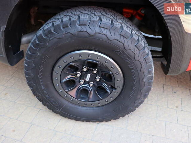 Красный Форд Ф-150, объемом двигателя 3.5 л и пробегом 70 тыс. км за 89900 $, фото 4 на Automoto.ua