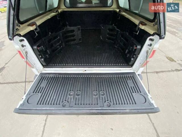 Форд Ф-150, об'ємом двигуна 0 л та пробігом 165 тис. км за 16000 $, фото 24 на Automoto.ua