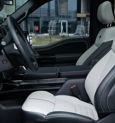 Форд Ф-150, объемом двигателя 0 л и пробегом 8 тыс. км за 82300 $, фото 31 на Automoto.ua