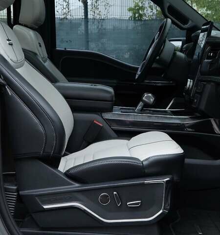 Форд Ф-150, объемом двигателя 0 л и пробегом 8 тыс. км за 82300 $, фото 62 на Automoto.ua