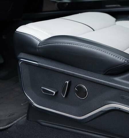 Форд Ф-150, объемом двигателя 0 л и пробегом 8 тыс. км за 82300 $, фото 55 на Automoto.ua