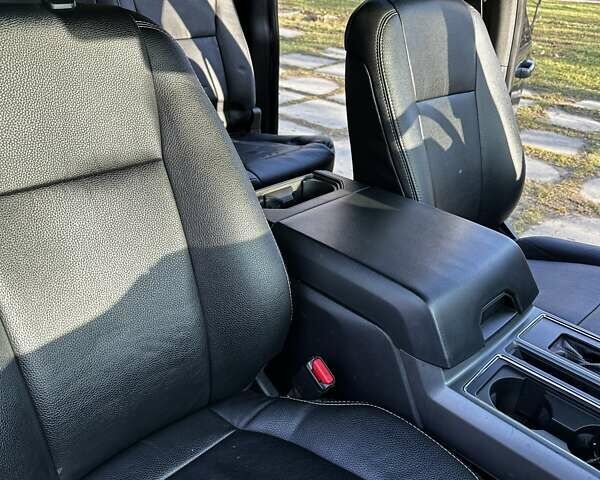 Серый Форд Ф-150, объемом двигателя 2.7 л и пробегом 159 тыс. км за 20900 $, фото 38 на Automoto.ua