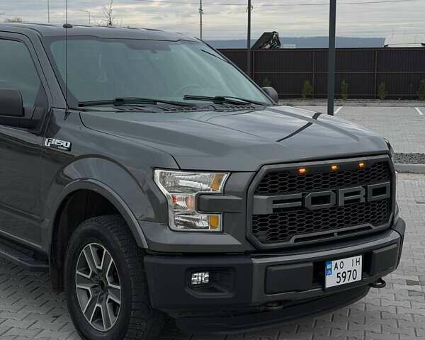 Сірий Форд Ф-150, об'ємом двигуна 4.95 л та пробігом 250 тис. км за 23500 $, фото 3 на Automoto.ua