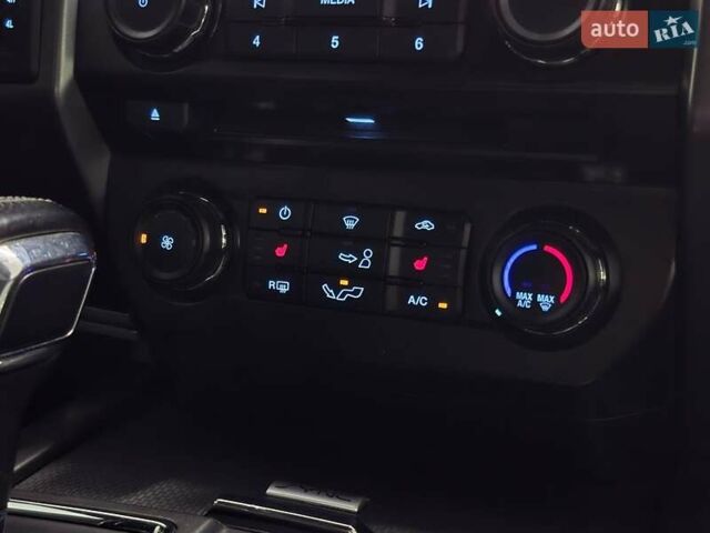 Форд Ф-150 2015 в Николаеве на Automoto.ua Серый Форд Ф-150, объемом двигателя 2.7 л и пробегом 80 тыс. км за 39469 $, фото 8 на Automoto.ua