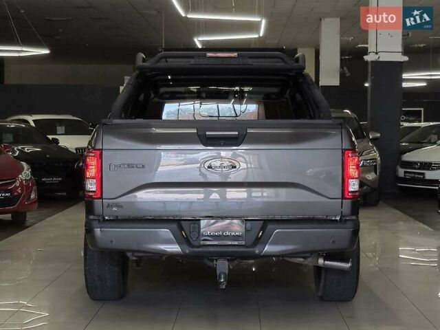 Форд Ф-150 2015 в Николаеве на Automoto.ua Серый Форд Ф-150, объемом двигателя 2.7 л и пробегом 80 тыс. км за 39469 $, фото 5 на Automoto.ua