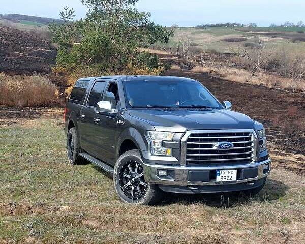 Сірий Форд Ф-150, об'ємом двигуна 2.69 л та пробігом 125 тис. км за 30000 $, фото 1 на Automoto.ua