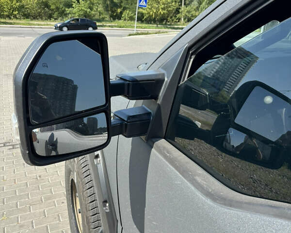 Серый Форд Ф-150, объемом двигателя 5 л и пробегом 55 тыс. км за 26000 $, фото 4 на Automoto.ua