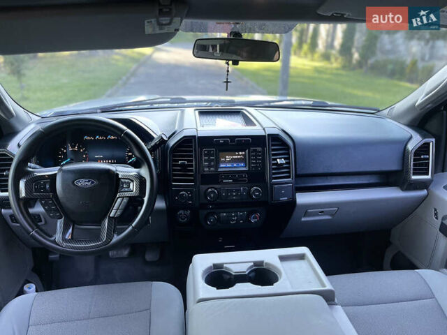 Сірий Форд Ф-150, об'ємом двигуна 4.95 л та пробігом 133 тис. км за 23500 $, фото 9 на Automoto.ua