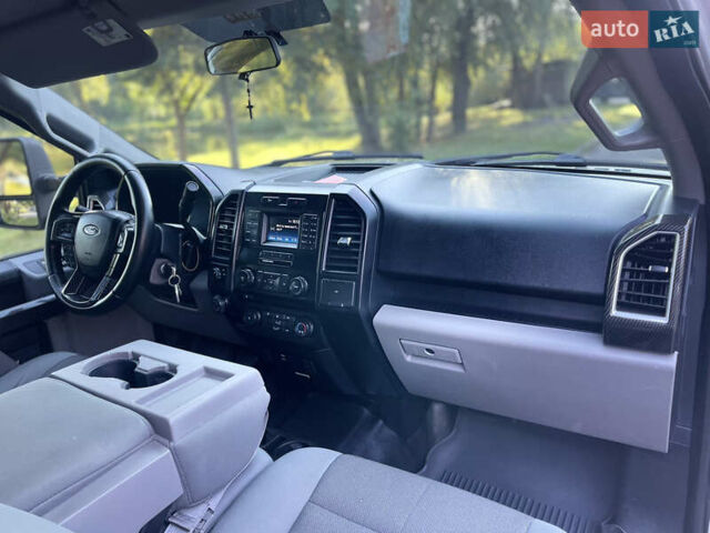 Сірий Форд Ф-150, об'ємом двигуна 4.95 л та пробігом 133 тис. км за 23500 $, фото 12 на Automoto.ua
