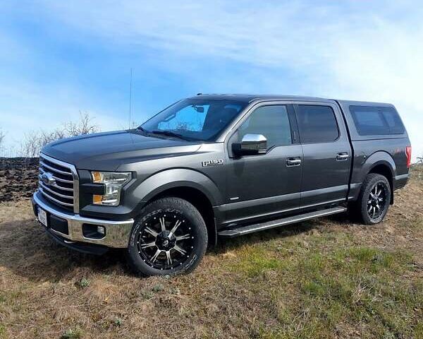 Сірий Форд Ф-150, об'ємом двигуна 2.69 л та пробігом 125 тис. км за 30000 $, фото 5 на Automoto.ua