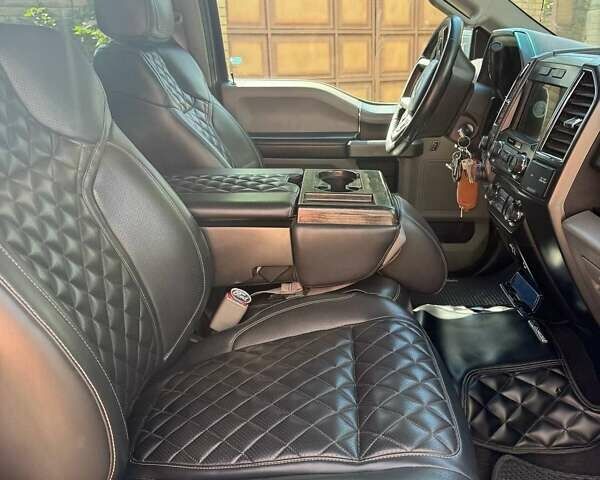 Сірий Форд Ф-150, об'ємом двигуна 2.69 л та пробігом 125 тис. км за 30000 $, фото 23 на Automoto.ua