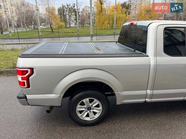 Серый Форд Ф-150, объемом двигателя 2.7 л и пробегом 207 тыс. км за 17500 $, фото 18 на Automoto.ua