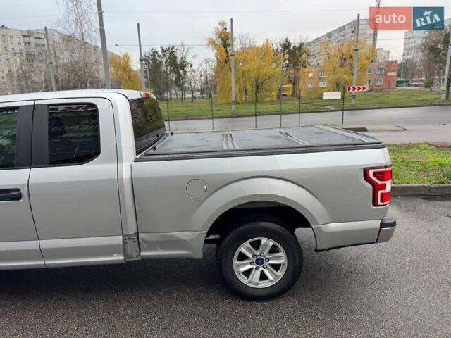 Серый Форд Ф-150, объемом двигателя 2.7 л и пробегом 207 тыс. км за 17500 $, фото 10 на Automoto.ua
