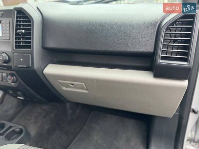 Серый Форд Ф-150, объемом двигателя 2.7 л и пробегом 207 тыс. км за 17500 $, фото 40 на Automoto.ua