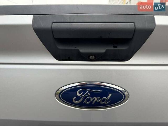 Серый Форд Ф-150, объемом двигателя 2.7 л и пробегом 207 тыс. км за 17500 $, фото 22 на Automoto.ua