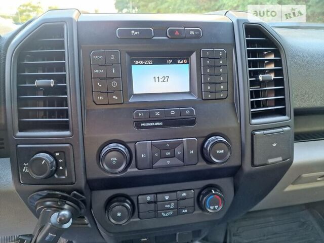 Форд Ф-150 2018 в Киеве на Automoto.ua Серый Форд Ф-150, объемом двигателя 4.9 л и пробегом 57 тыс. км за 41700 $, фото 43 на Automoto.ua