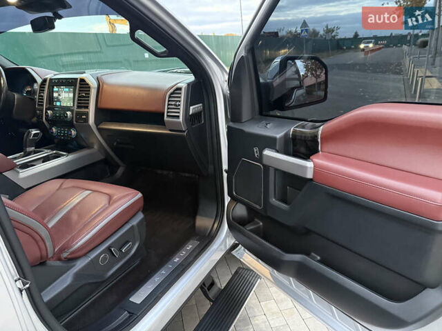 Форд Ф-150 2018 в Киеве на Automoto.ua Серый Форд Ф-150, объемом двигателя 3 л и пробегом 90 тыс. км за 44000 $, фото 16 на Automoto.ua