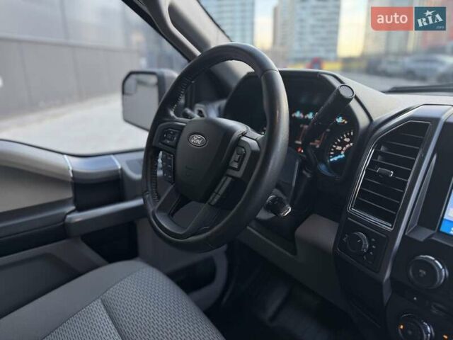 Форд Ф-150 2018 в Киеве на Automoto.ua Серый Форд Ф-150, объемом двигателя 2.7 л и пробегом 67 тыс. км за 34750 $, фото 34 на Automoto.ua