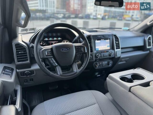 Форд Ф-150 2018 в Киеве на Automoto.ua Серый Форд Ф-150, объемом двигателя 2.7 л и пробегом 67 тыс. км за 34750 $, фото 9 на Automoto.ua