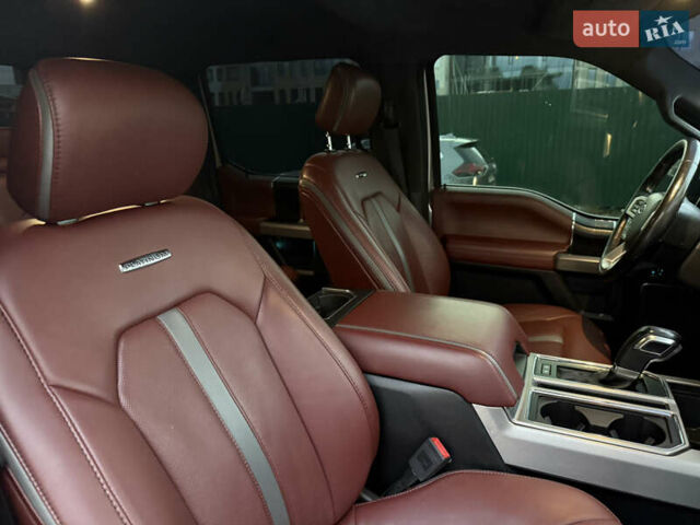 Форд Ф-150 2018 в Киеве на Automoto.ua Серый Форд Ф-150, объемом двигателя 3 л и пробегом 90 тыс. км за 44000 $, фото 18 на Automoto.ua