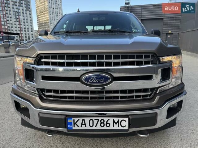 Форд Ф-150 2018 в Киеве на Automoto.ua Серый Форд Ф-150, объемом двигателя 2.7 л и пробегом 67 тыс. км за 34750 $, фото 70 на Automoto.ua