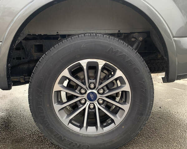 Серый Форд Ф-150, объемом двигателя 2.7 л и пробегом 95 тыс. км за 43000 $, фото 8 на Automoto.ua